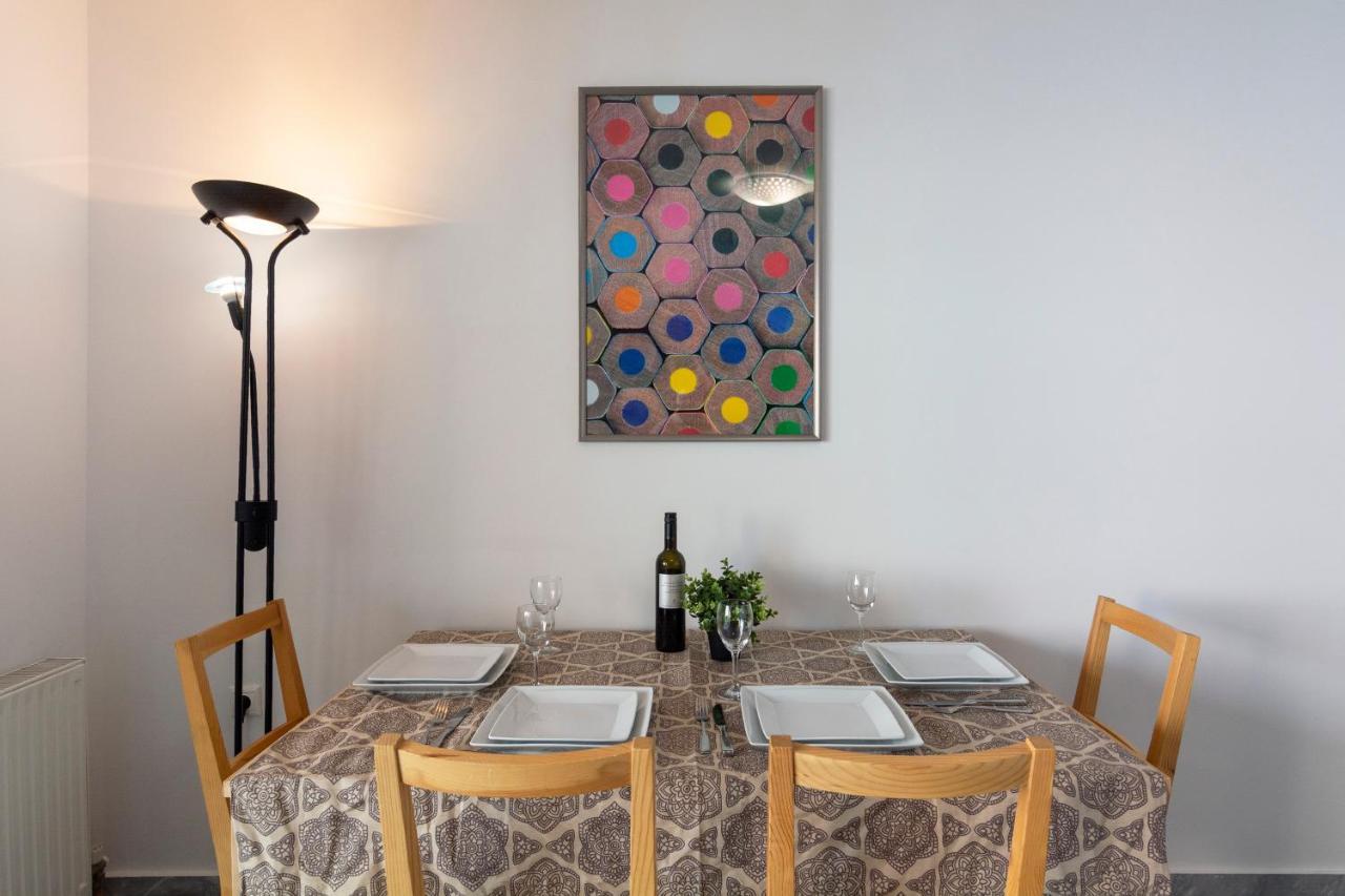Central 3Bd Apt. Near Acropolis Athen Exterior foto