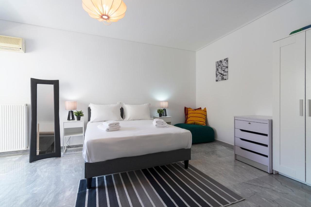 Central 3Bd Apt. Near Acropolis Athen Exterior foto